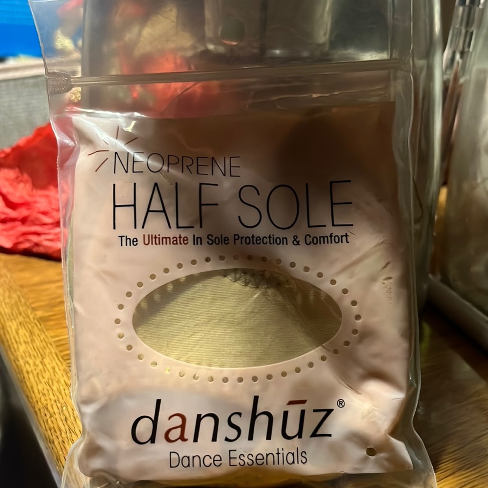 Tan Danshuz Neoprene half sole - never opened NWT